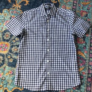 Men’s gingham short sleeve button up